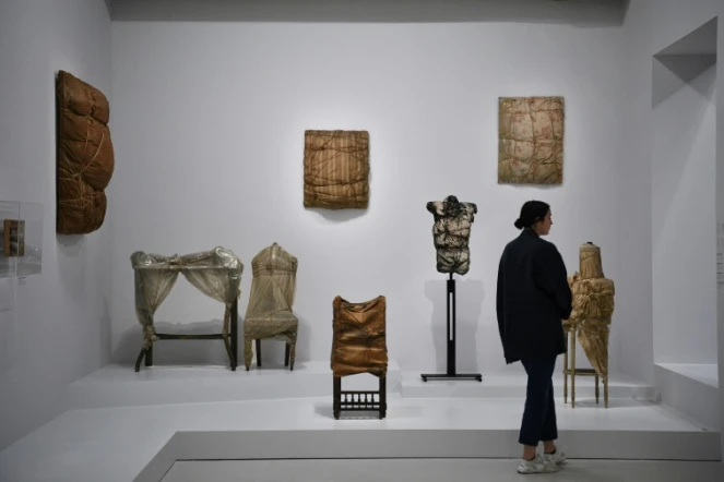 Une exposition dédié à Christo, un mois après sa mort, le 15 juin 2020 au musée national d'art contemporain au coeur du Marais, à Paris
