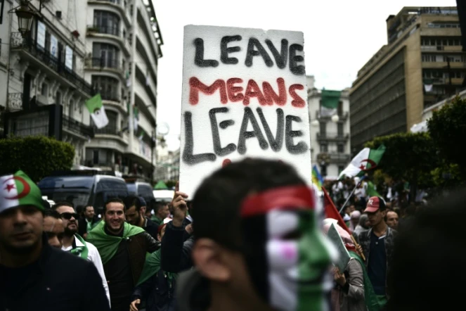Manifestation d'Algériens contre le régime le 5 avril 2019 à Alger