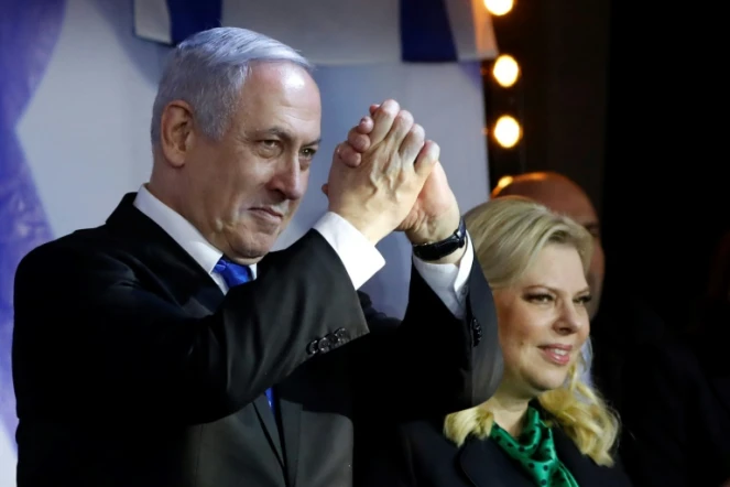 Le Premier ministre israélien Benjamin Netanyahu et sa femme Sara, à Petah Tikva près de Tel Aviv le 18 décembre 2019