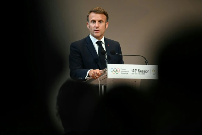 Le président français Emmanuel Macron lors d'un discours devant le Comité international olympique, Paris le 23 juillet 2024