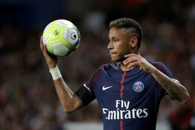 La nouvelle recrue du PSG, l'attaquant star brésilien Neymar, lors du match face à Toulouse au Parc des Princes, le 20 août 2017