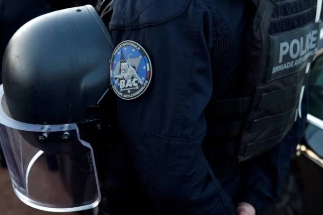 Deux policiers de la Bac mis en examen pour trafic de drogue et corruption 
