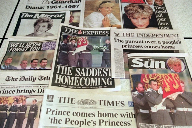 Les unes des journaux britanniques le 1er septembre 1997 sur le décès de la Princesse Diana dans un accident de la route à Paris