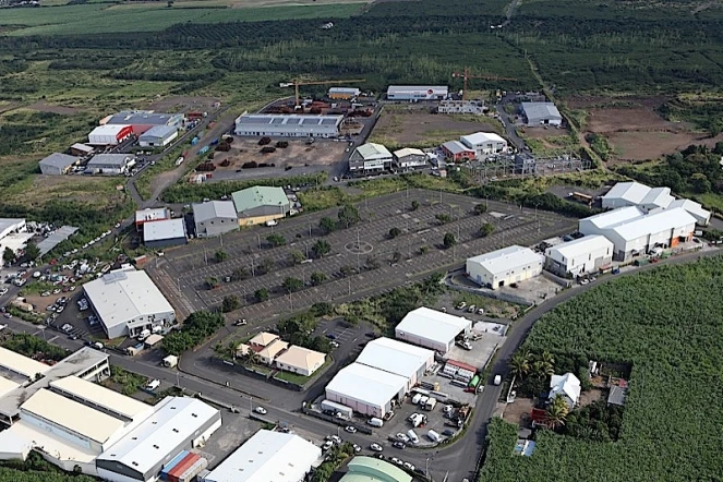 Zone industrielle  à Saint-Pierre