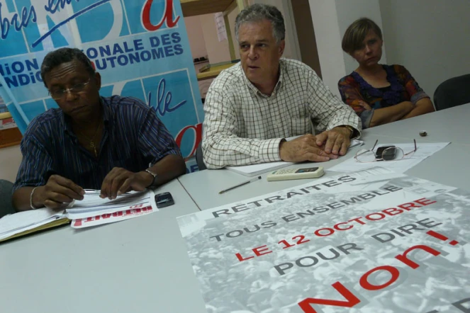 Vendredi 8 octobre 2010: Conférence de presse de l'intersyndicale (photo: Mounice Najafaly)