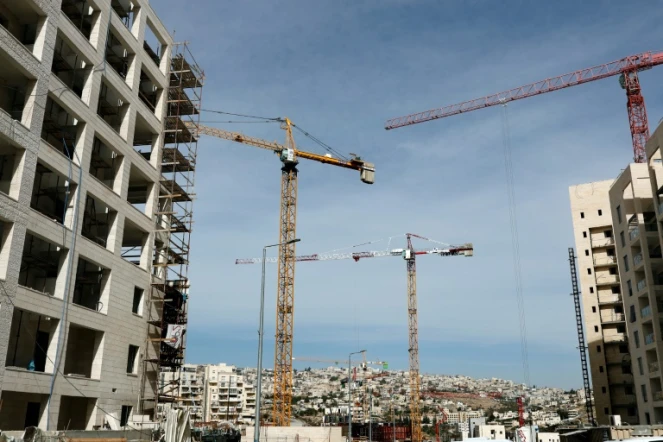 Construction de nouveaux logements dans la colonie israélienne de Har Homa, le 17 janvier 2017 à Jérusalem-est