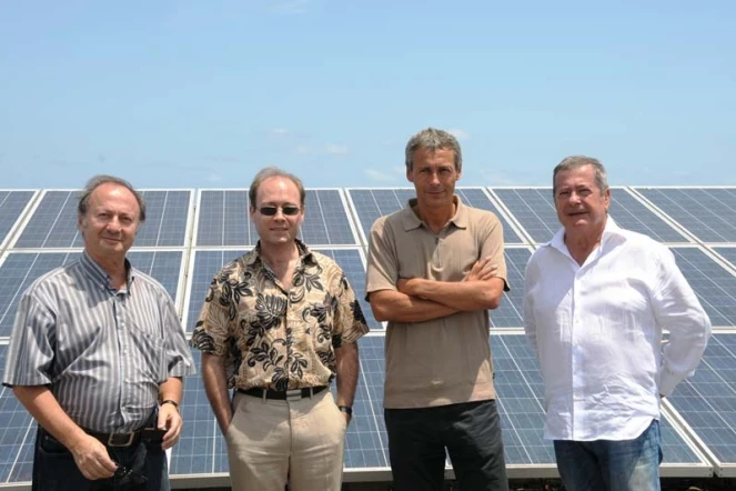 Mercredi 3 novembre 2010 - Inauguration centrale Photovoltaïque à Pierrefonds (Photo D.R)