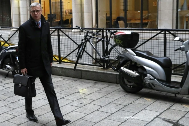 L'ex-suppléant de François Fillon à l'Assemblée nationale Marc Joulaud (LR), arrive chez les juges d'instruction financiers à Paris, le 254 mars 2017