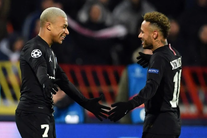 Les deux stars du PSG, Neymar et Mbappé, lors du match de Ligue des champions face à Belgrade le 11 décembre 2018 