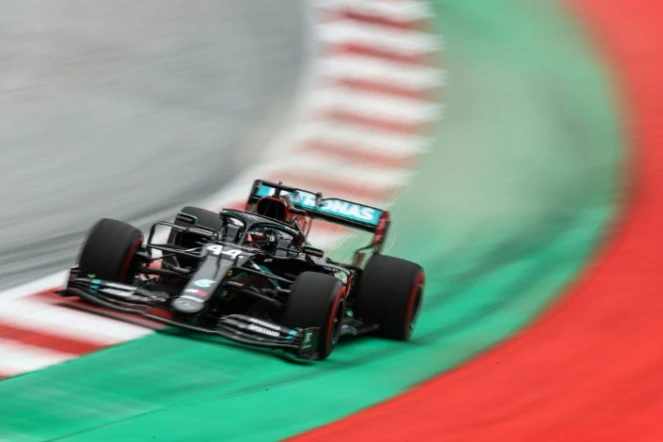 La monoplace Mercedes de Lewis Hamilton a dominé la première séance d'essais libres du GP d'Autriche sur le Red Bull Ring de Spielberg, le 3 jullet 2020 