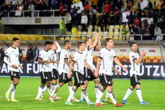 Les joueurs de l'équipe d'Allemagne à l'issue de leur victoire 4-0 face à la Macédoine du Nord le 11 octobre 2021 à Skopje