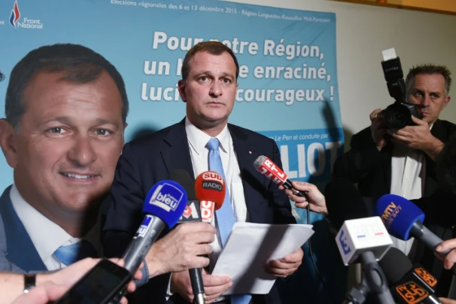 Le vice-président du FN, Louis Alliot le 6 décembre 2015 à Toulouse après l'annonce de son succès au premier tour des régionales dans la région Midi-Pyrénées/Languedoc Roussillon