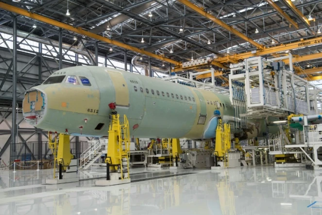 Un A321 en construction dans la première usine Airbus aux Etats-Unis, le 13 septembre 2015 à Mobile, en Alabama