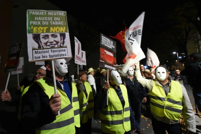 Manifestation de buralistes, le 2 novembre 2015 à Marseille contre le paquet neutre