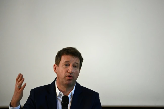 Yannick Jadot, le candidat écologiste (EELV) à la présidentielle française, en campagne le 8 février 2022 à l'Institut océanographique à Paris 
