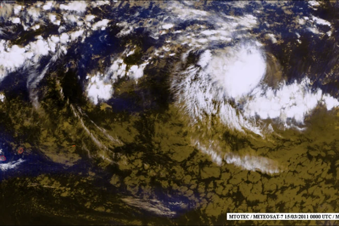 La perturbation tropicale se situait à 4h30 ce mardi à 3 250 km au Nord-Est des côtes réunionnaises (Image: Mtotec.com)