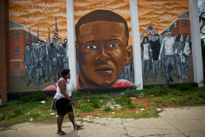 Freddie Gray représenté sur une fresque murale dans un quartier de Baltimore, dans l'est des Etats-Unis, le 22 juin 2016