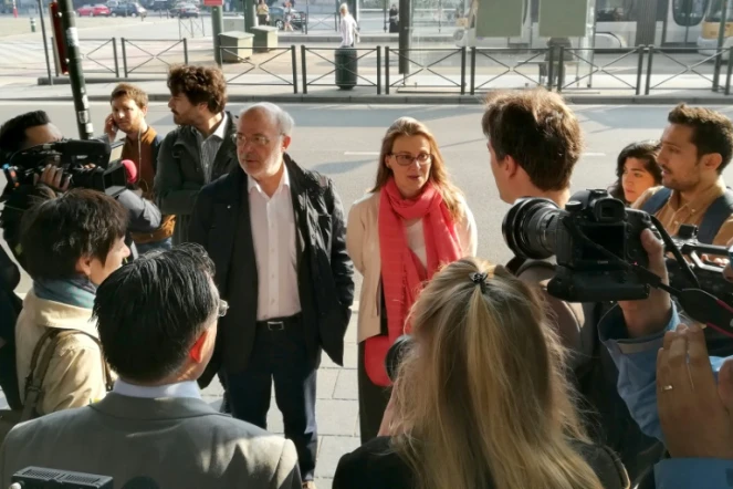 Les indépendantistes catalans Lluis Puig et Meritxell Serret, à Bruxelles le 16 mai 2018