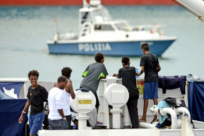 Migrants secourus à bord du Diciotti dans le port de Catane, en Sicile, le 23 août 2018