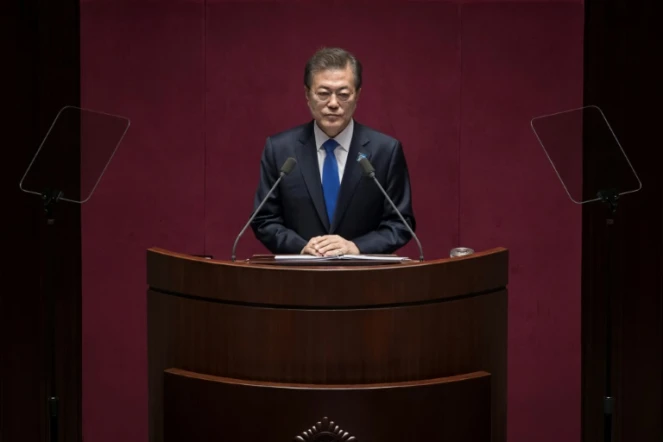 Le Président Sud-coréen Moon Jae-In fait un discours devant l'Assemblée nationale à Séoul le 1er novembre 2017
