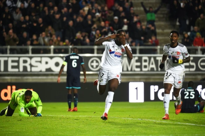 L'attaquant d'Amiens Harrison Manzala, auteur d'un doublé contre Lille, le 20 novembre 2017 à La Licorne