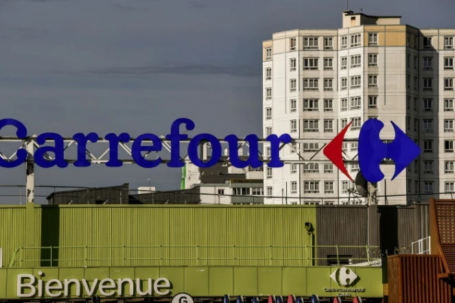 Un supermarché Carrefour à Calais, le 21 septembre 2017