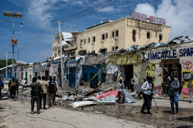 Les décombres de l'hôtel Hayat après une attaque de 30 heures par des islamistes shebab, le 21 août 2022 à Mogadiscio, en Somalie