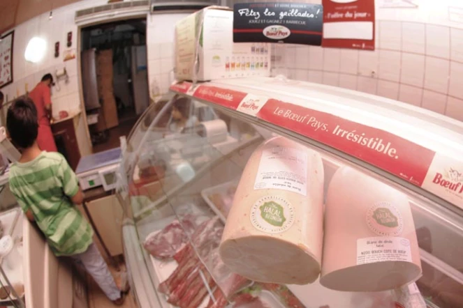 Jeudi 4 août 2011 - Boucherie Halal à Saint-Denis
(Photo Michel Désiré)