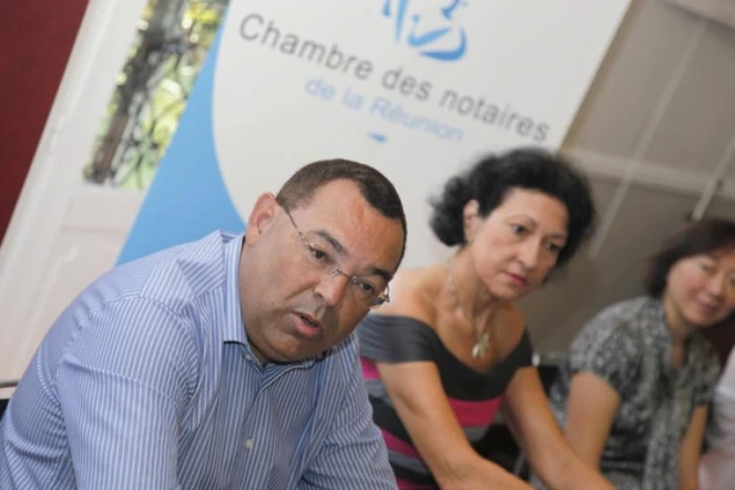 Jeudi 11 août 2011 - Signature de la Convention de Partenariat entre la Chambre des Notaires et la Chambre des Métiers et de l'Artisanat.
(Photo Michel Désiré)