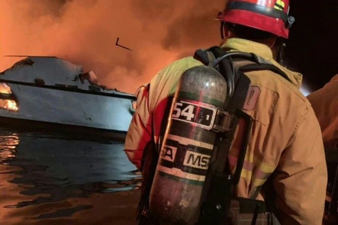 Photo fournie par le comté de Ventura le 2 septembre 2019 après l'incendie sur un bateau de plongée