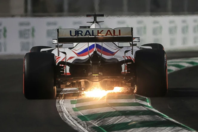 La monoplace du Russe Nikita Mazepin (Haas) lors d'une séance d'essais au Grand Prix d'Arabie Saoudite, le 5 mars 2022