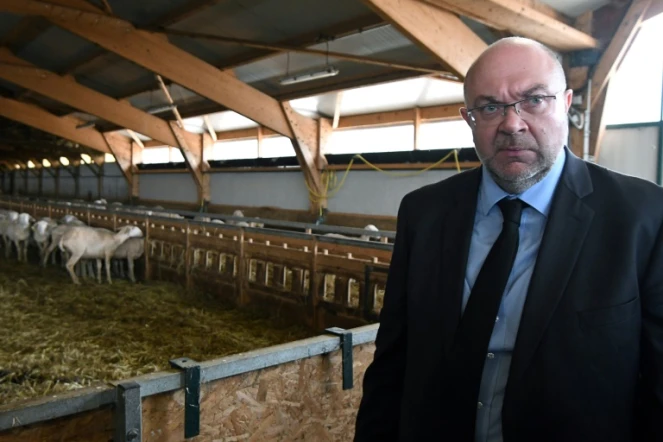 Stéphane Travert, le 15 septembre 2017 dans une ferme à Cornus dans le centre de la France