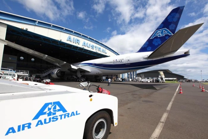 Mardi 30 Août 2011

Présentation du BOEING  777-200 LR  d'Air austral  photo image reunion.re