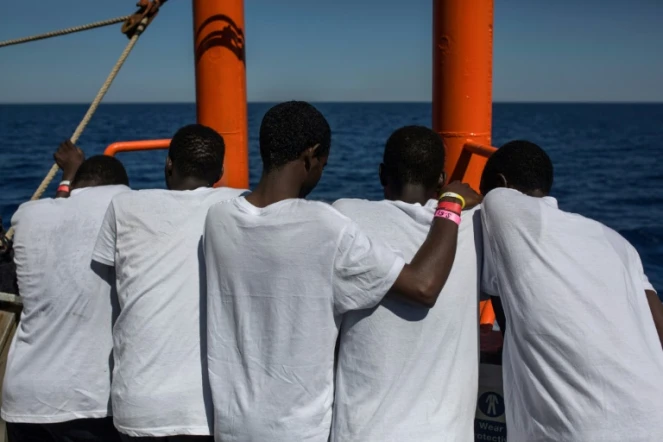 Le périple dans le désert via le Tchad ou l'Egypte, l'angoisse et les violences en Libye... Des migrants secourus cette semaine en Méditerranée ont raconté les obstacles toujours plus nombreux qui se dressent sur leur route.