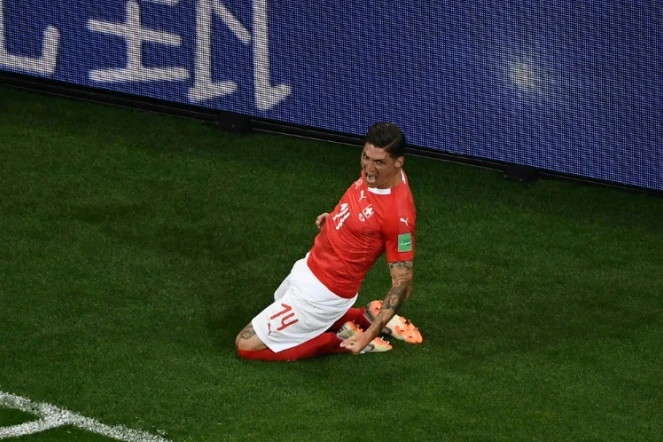 Le milieu suisse Steven Zuber exulte après son but contre le Brésil dans le groupe E de la Coupe du monde à Rostov-sur-le-Don, le 17 juin 2018