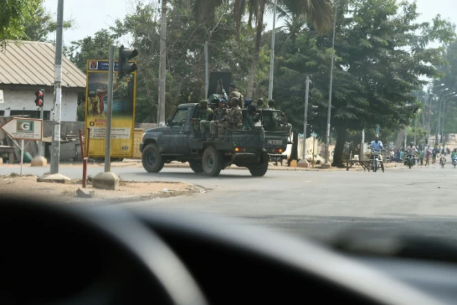 Des soldats mutins dans une rue de Bouaké, le 13 janvier 2017