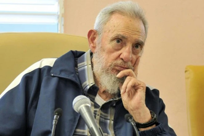 L'ancien dirigeant cubain Fidel Castro le 9 avril 2013 à La Havane sur une photo publiée par le site cubain officiel www.cubadebate.cu