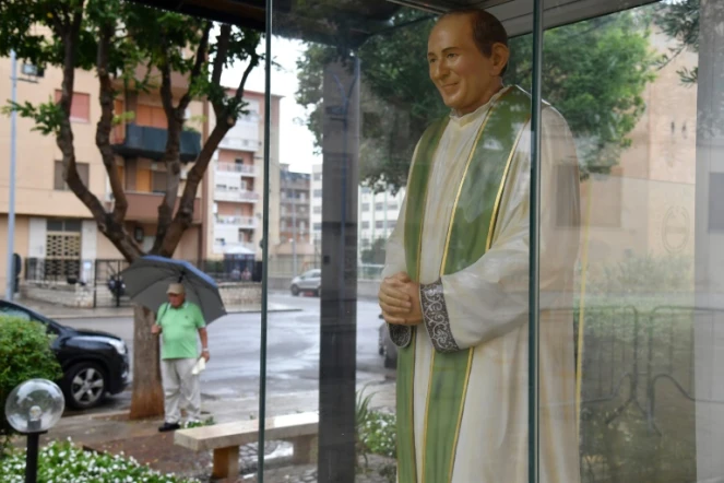 Une statue du prêtre Giuseppe Puglisi, assassiné par la mafia il y a 25 ans, photographiée le 14 septembre 2018 à Palerme en Sicile