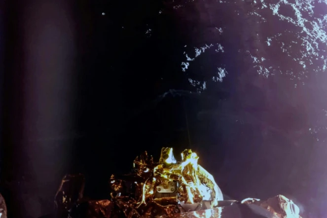 Image tirée d'une vidéo du 2 mars 2025 publiée par Firefly Aerospace montrant l'atterrisseur Blue Ghost de Firefly lors de son alunissage dans le cadre de la mission Ghost 1