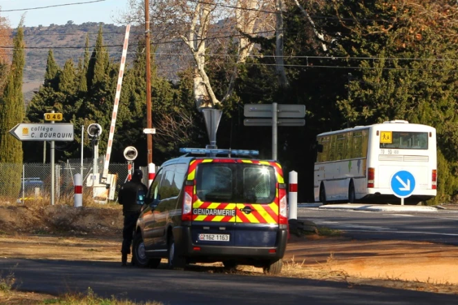 Reconstitution de la collision entre un car scolaire et un train régional à Millas, dans les Pyrénées-Orientales, le 19 décembre 2017