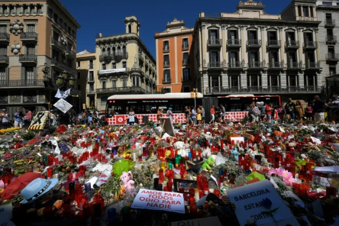 Hommages aux victimes des attentats à Barcelone et Cambrils le 22 août 2017