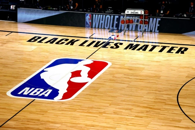 La Ligue nord-américaine de basket (NBA) a reporté les trois matches de play-offs prévus ce jeudi, au lendemain du boycott décidé par les joueurs pour protester contre les tirs de la police contre l'Afro-Américain Jacob Blake