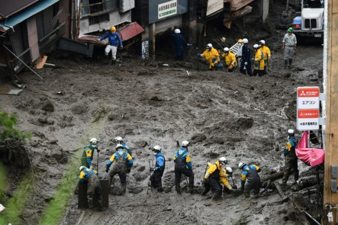 Opérations de recherche dans la coulée de boue d'Atami, au Japon, le 5 juillet 2021