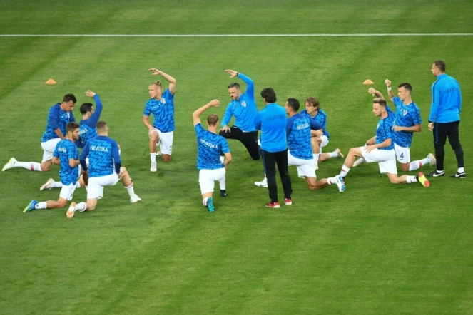 Séance d'échauffement des Croates avant leur match contre le Nigeria pour leur entrée dans la Coupe du monde à Kaliningrad, le 16 juin 2018