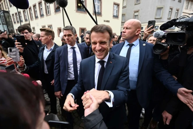 Emmanuel Macron en déplacement à Sélestat, dans l'est de la France, le 19 avril 2023 
