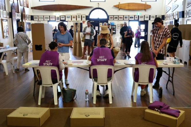 Un bureau de vote lors d'un référendum  sur les droits des Aborigènes, le 14 octobre 2023 à Sydney, en Australie