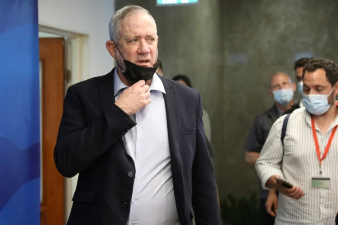 Le ministre israélien de la Défense, Benny Gantz, arrive pour une réunion au bureau du Premier ministre à Jérusalem, le 1er août 2021