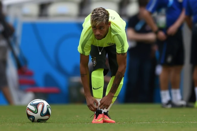 Neymar à l'entraînement avec l'équipe nationale du Brésil le 16 juin 2014 à Fortaleza 