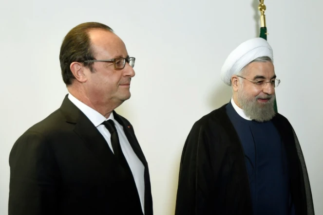 Le président français François Hollande et son homologue iranien Hassan Rohani au siège des Nations Unies à New York, le 27 septembre 2015