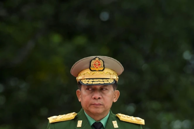 Le chef de l'armée birmanie Min Aung Hlaing à Rangoun le 19 juillet 2018